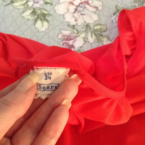 Vintage 1960s Red-Orange Ruffled Capri Nylon Pajamas - Picture 3 of 6